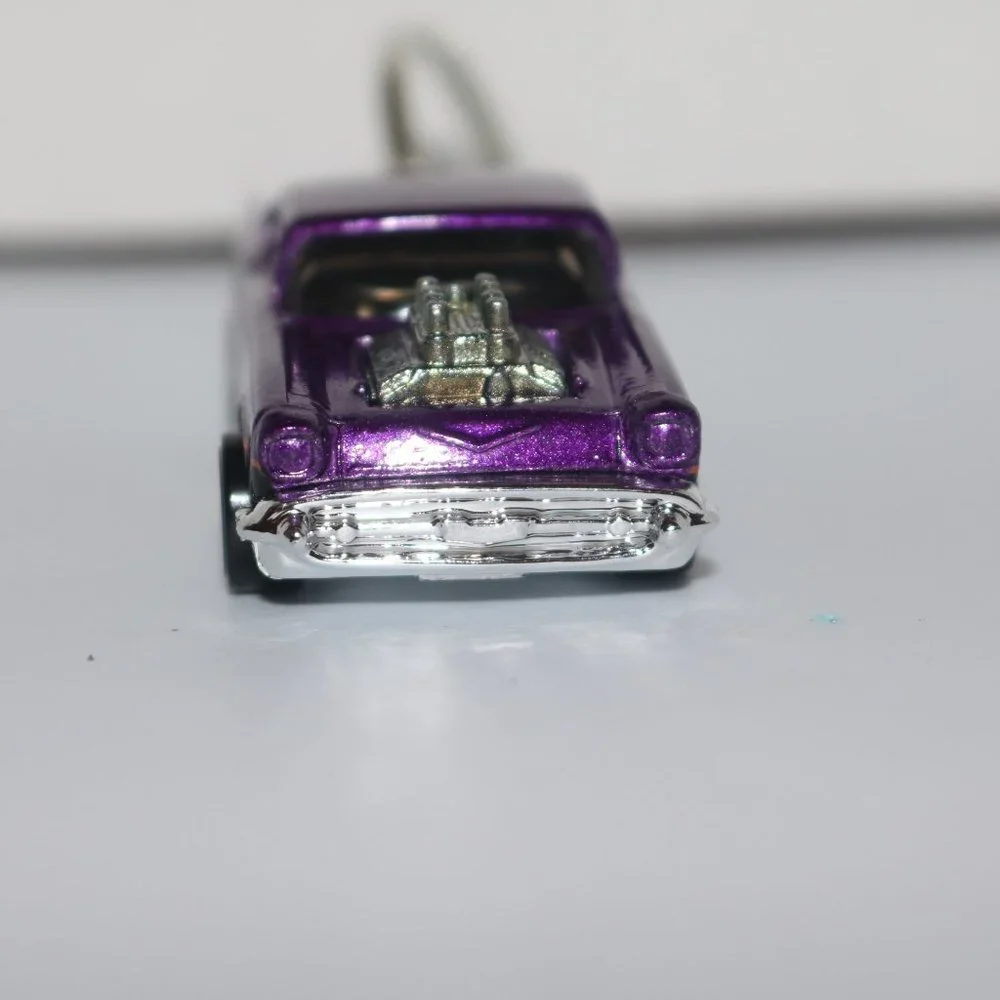 Hot Wheels '57 Chevy CUSTOM keychain